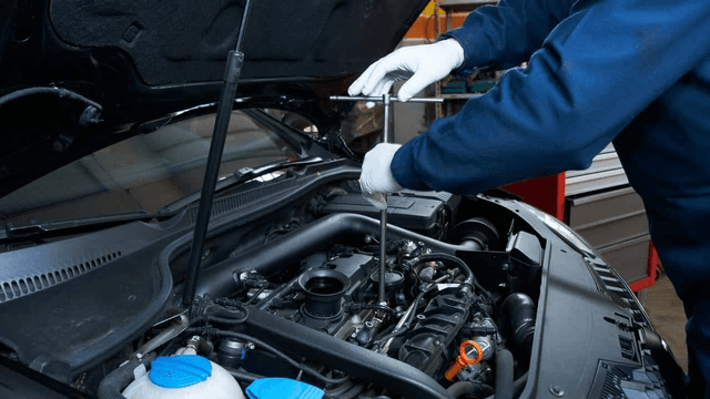 Choosing the Right Maintenance to Cut Car Costs and Faults Choosing the Right Maintenance to Cut Car Costs and Faults